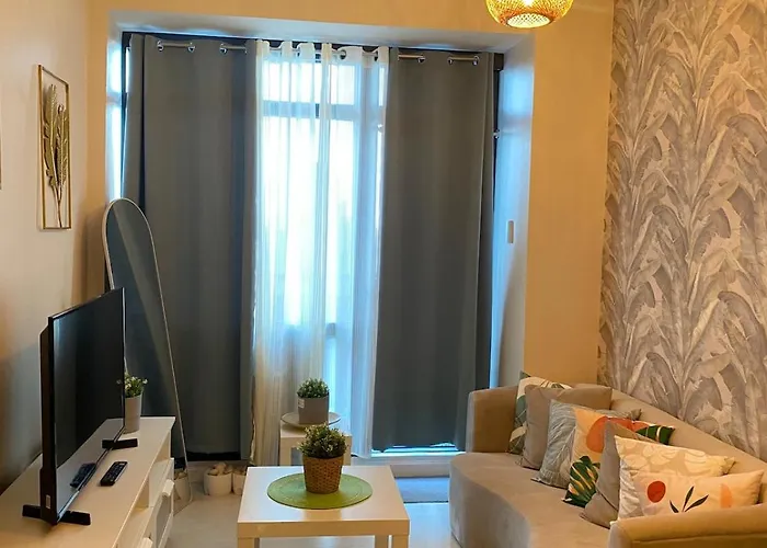45ft Floor With Fast Wi-fi Pool & Gym Access Manille