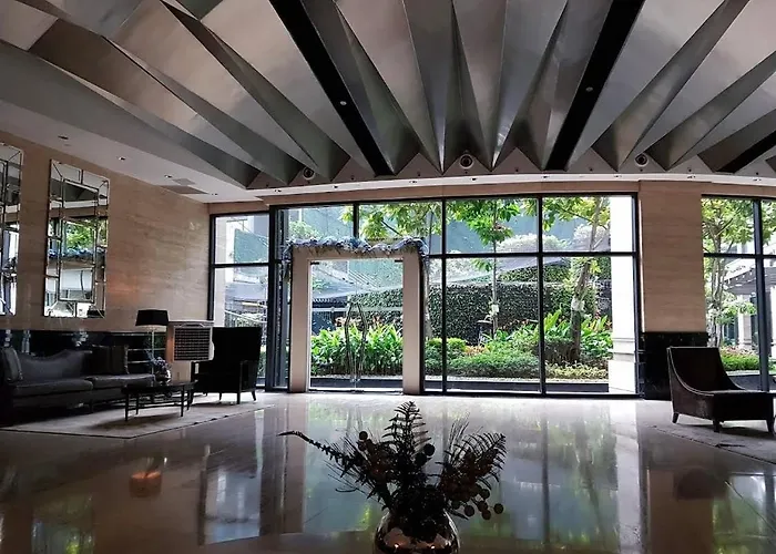 45ft Floor With Fast Wi-fi Pool & Gym Access * Manille