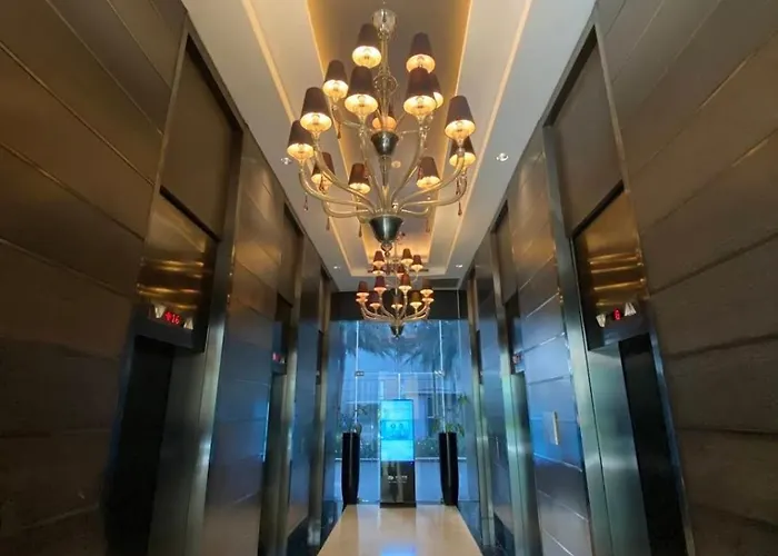 45ft Floor With Fast Wi-fi Pool & Gym Access *